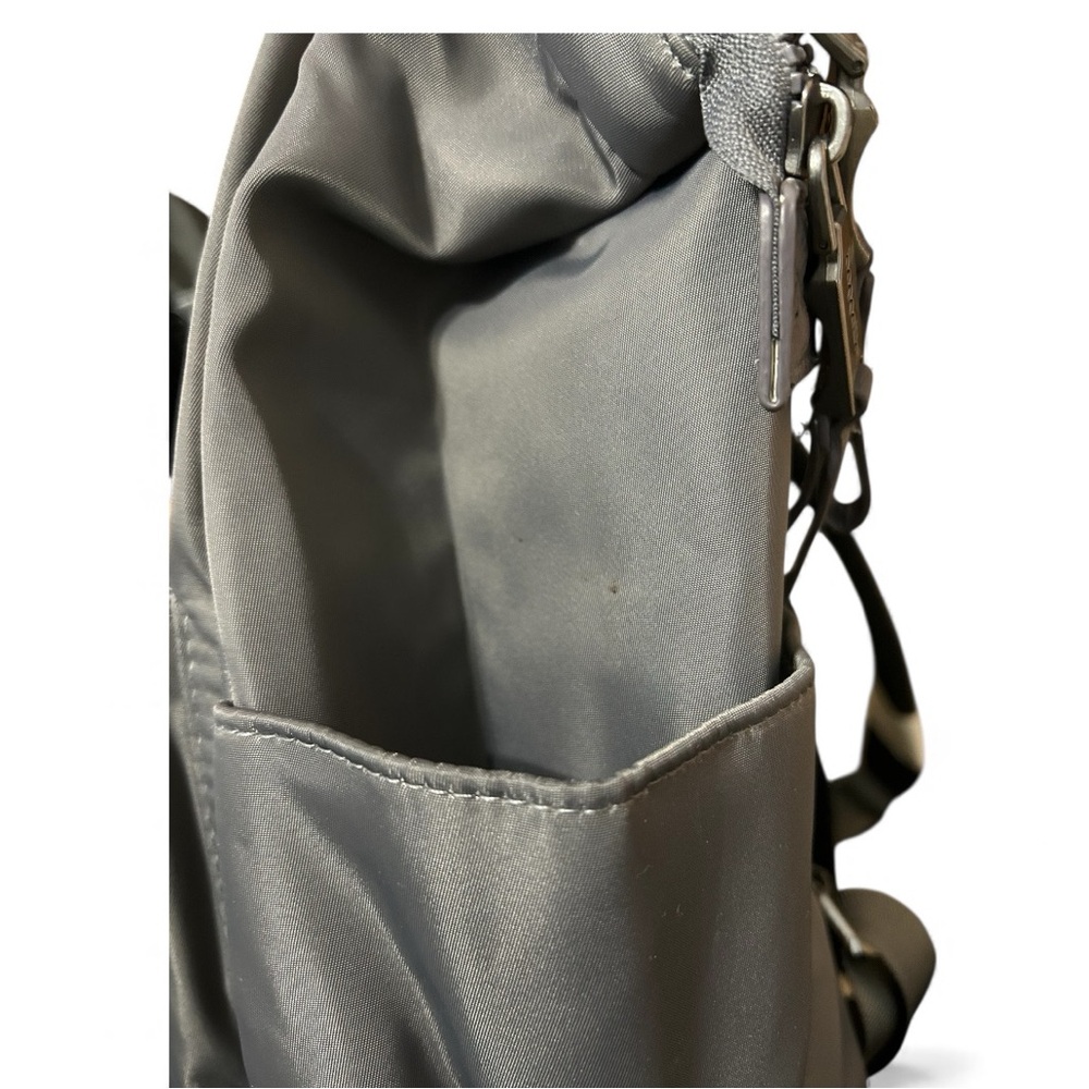 Baggallini Soho Travel Laptop Backpack Charcoal Gray with Luggage Sleeve NWT - Picture 5 of 5